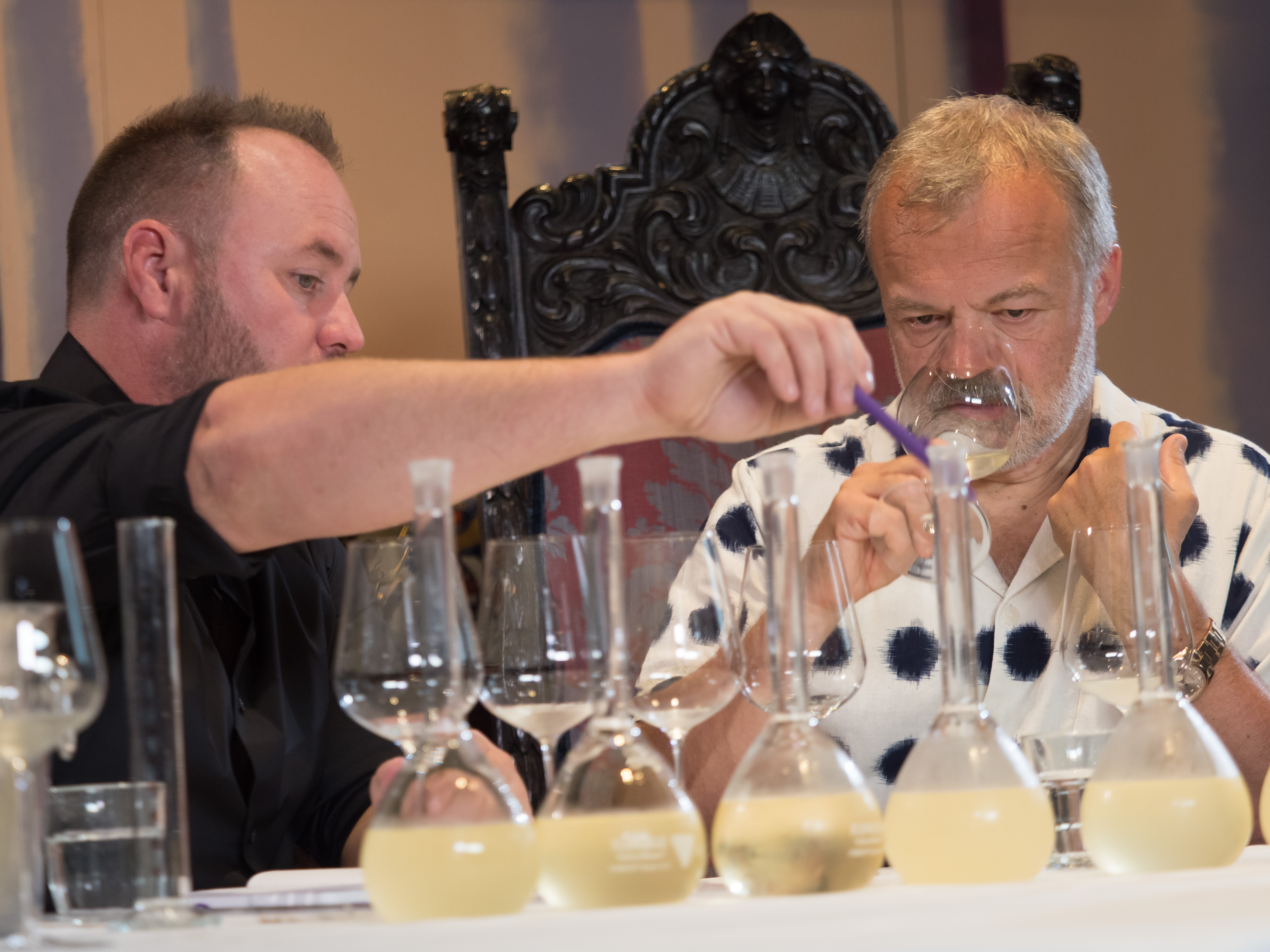 Graham Norton blending Invivo with winemaker Rob